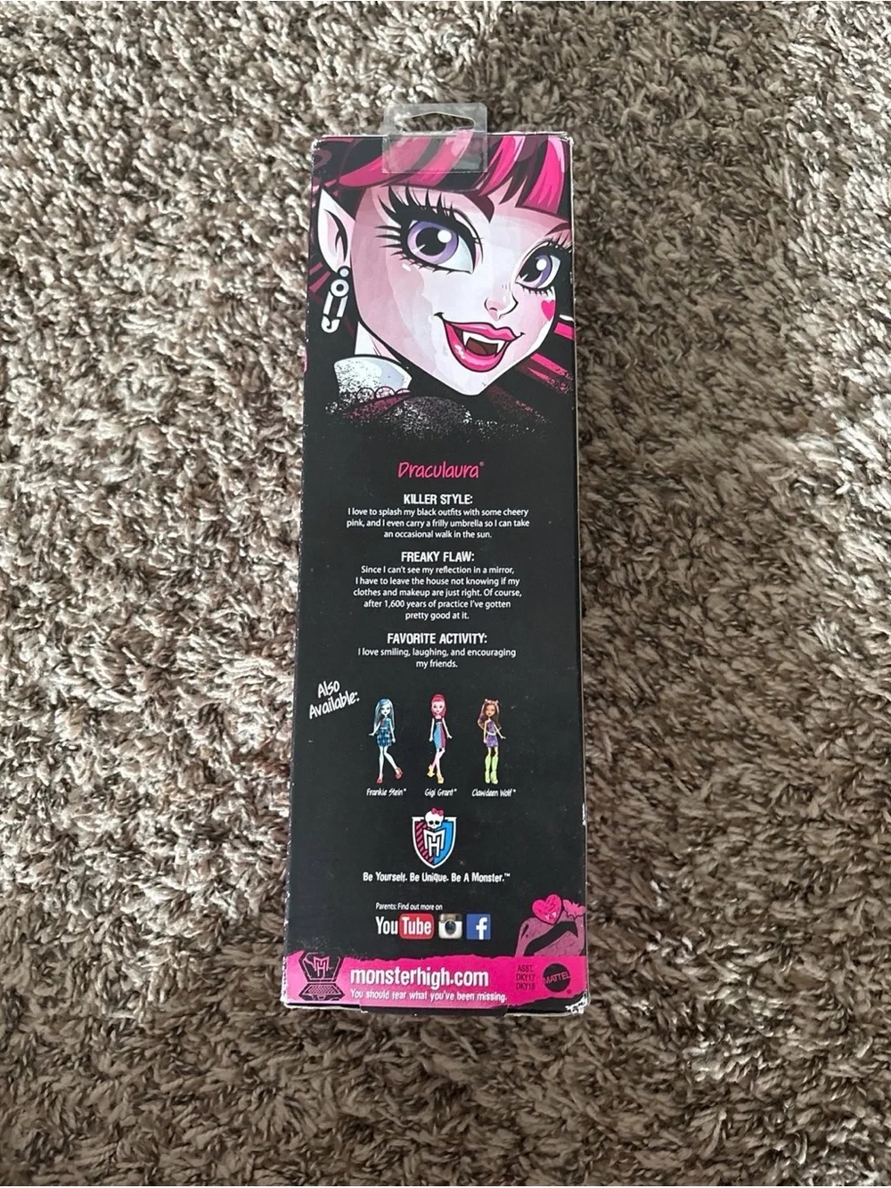 Rare Discontinued 2015 Monster High Draculaura Doll - Hot Pink & Black